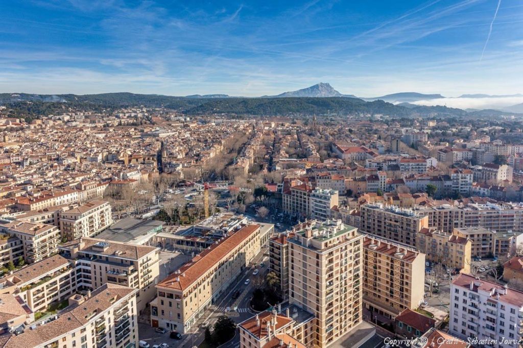 01 aix en provence vu du ciel