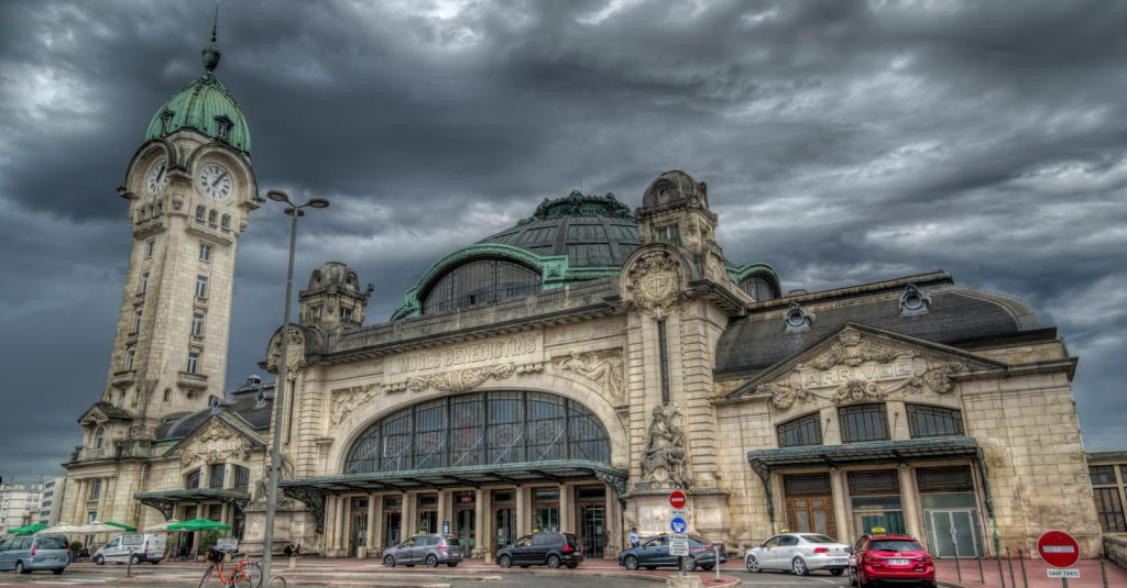 Mobilisation à Limoges pour défendre la desserte du Massif central 4 gare de limoges benedictins e1630941766345