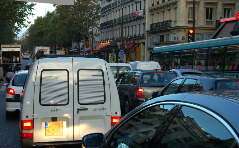 embouteillage voiture Paris pollution