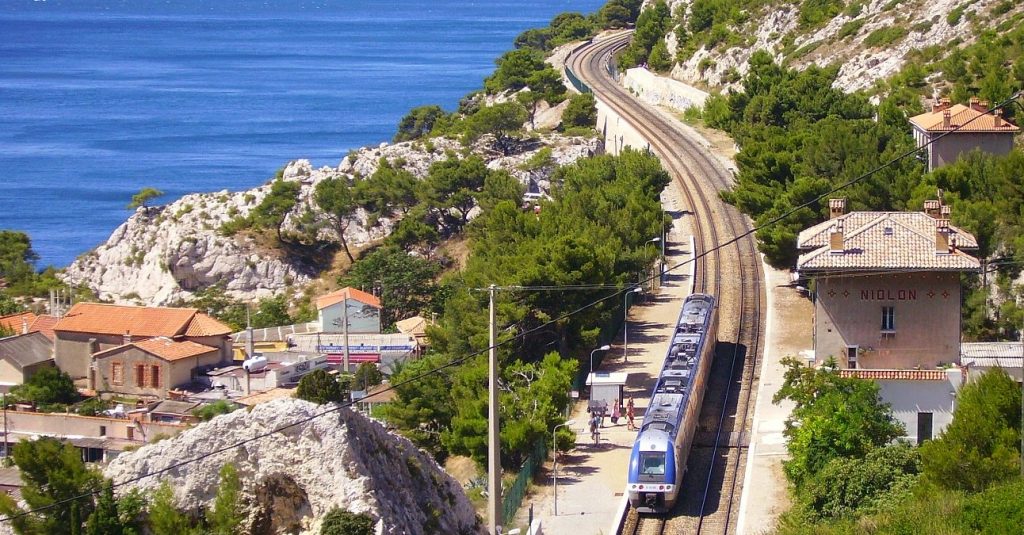 Tarifs : la région Sud n’envoie pas le bon message 7 Niolon gare © Didier Duforest e1657622111211