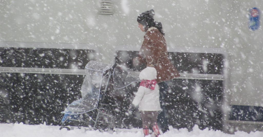 (c) Michel Andre BONO
Neige sur lIle de France St Lazare
7 décembre 2010
