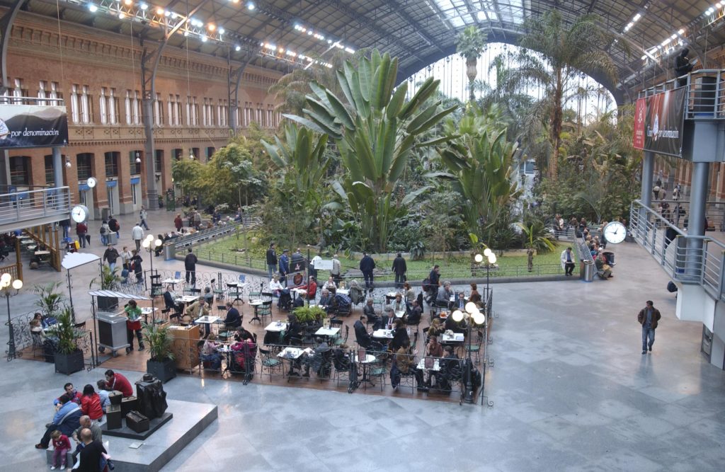 (c) ADIF
Gare dAtocha:
 DIG00305. Jardin Tropical Gare dAtocha