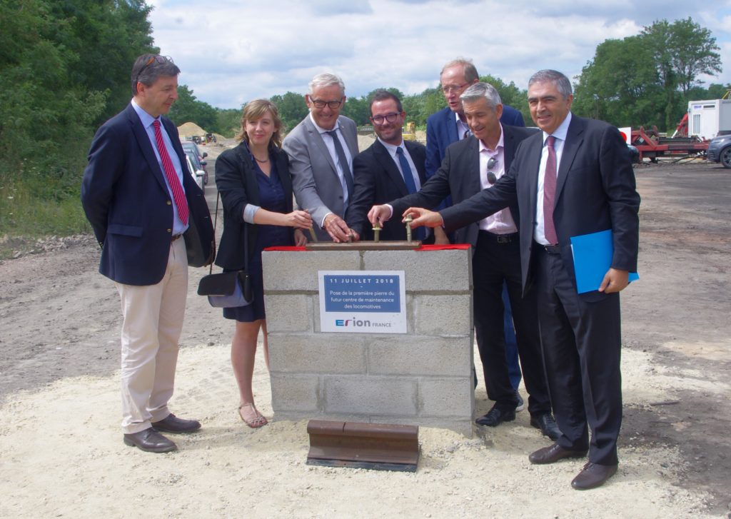 « Première pierre » du centre de maintenance Erion à Montceau-les-Mines 3 "Première pierre" du centre de maintenance Erion de Montceau-les-Mines