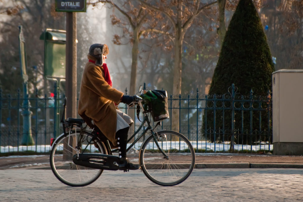 Cycliste à place dItalie Paris