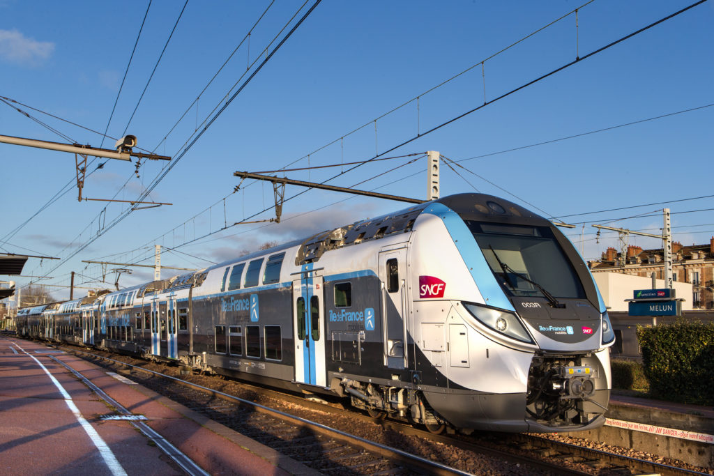 11 décembre 2017. Francilien en livrée Ile de France Mobilités sur la ligne R à Melun