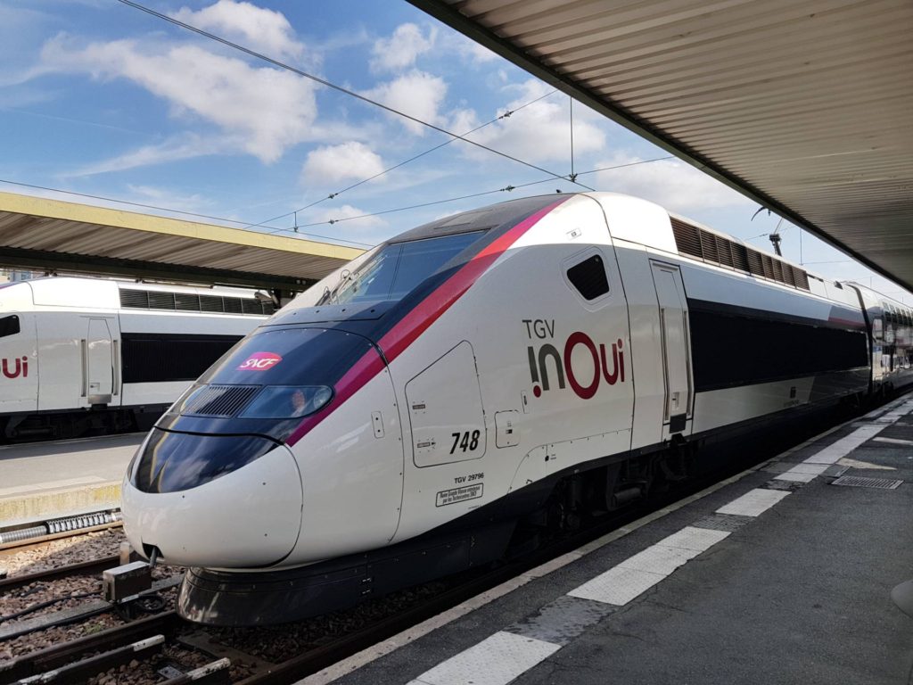 Pourquoi tant de TGV affichent complet selon la Fnaut 2 TGV inOui
