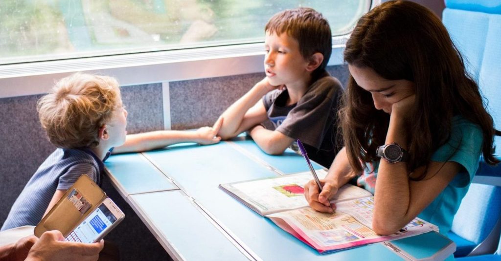 TGV Ouigo voyageurs