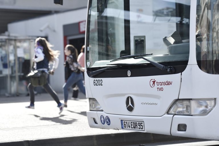 Transdev bus