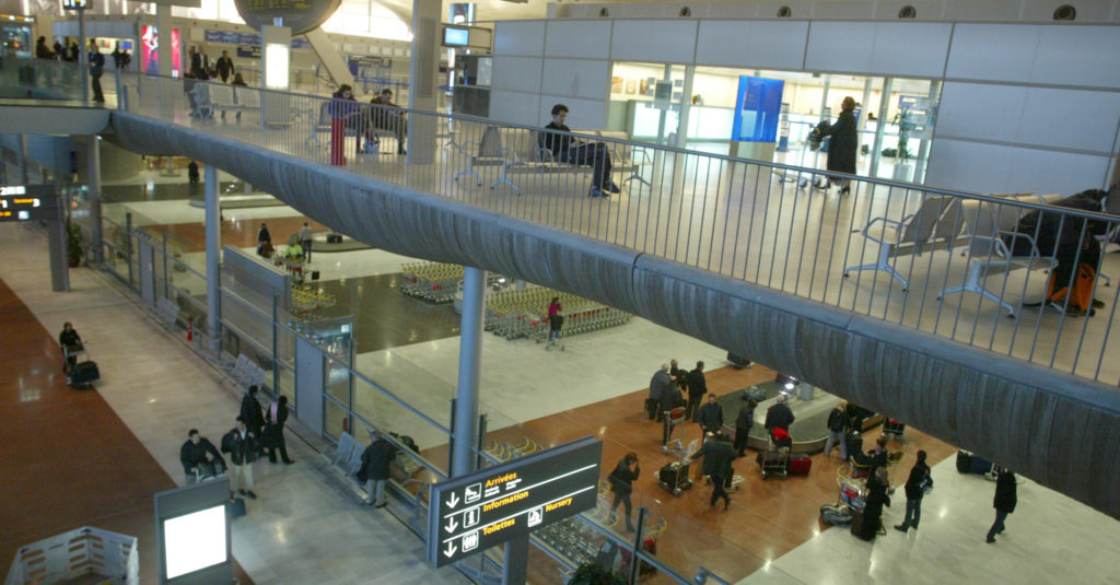 Christophe RECOURA_Photorail_La Vie du Rail

30/01/2004

Aeroport de Roissy

Roissy - Ile de France - France

Terminal 2E