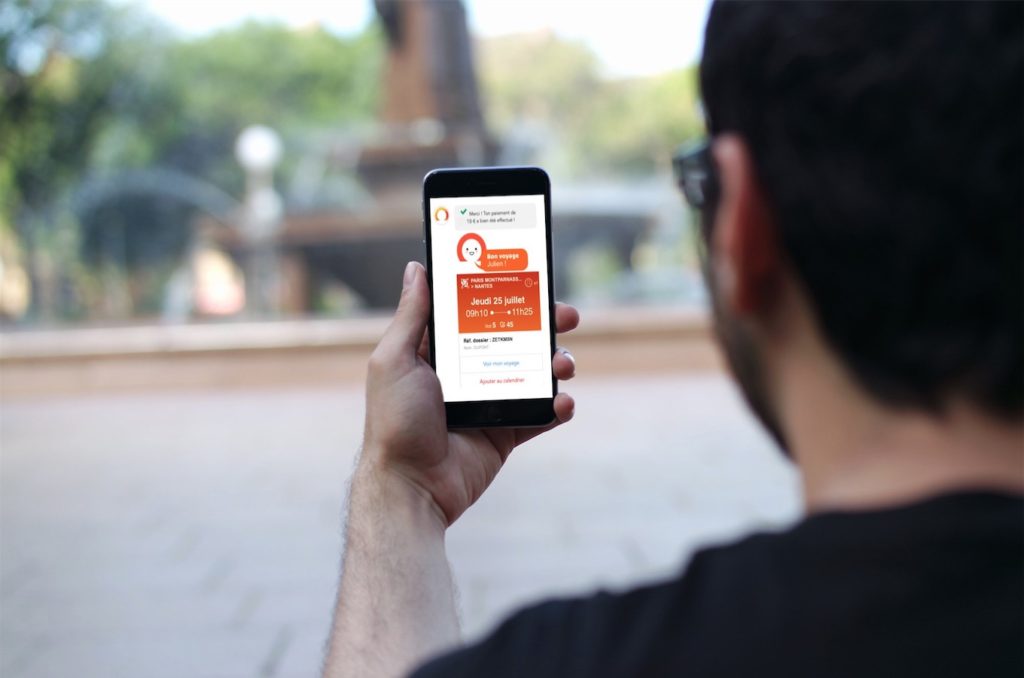 Les clients de la SNCF vont pouvoir acheter leurs billets sur Facebook 5 ouibot 1