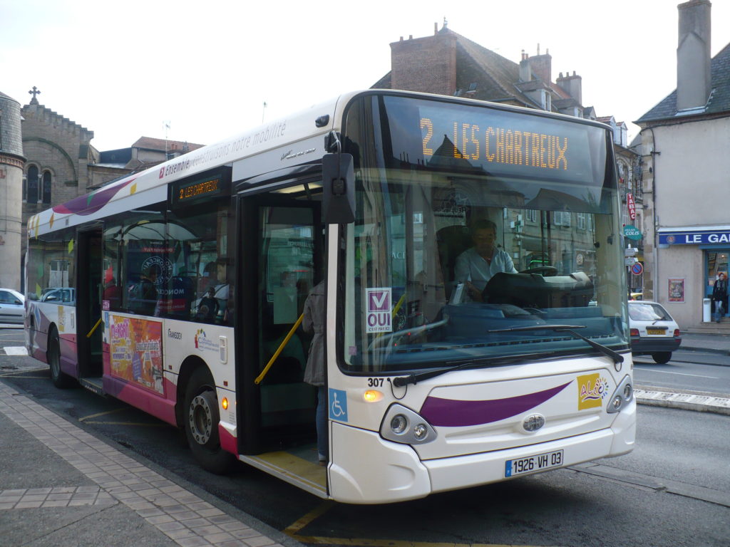 Keolis écarte RATP Dev de Moulins Communauté 4 Bus du reseau Aleo de Moulins