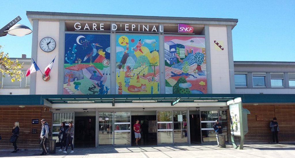 fresque extérieure de la gare d epinal c jihelpé e1562664354249