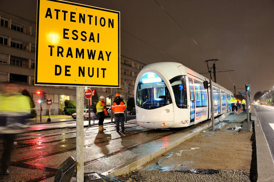 Tram T6 Lyon