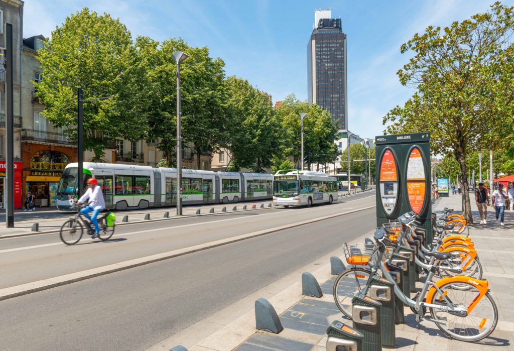 transports à nantes