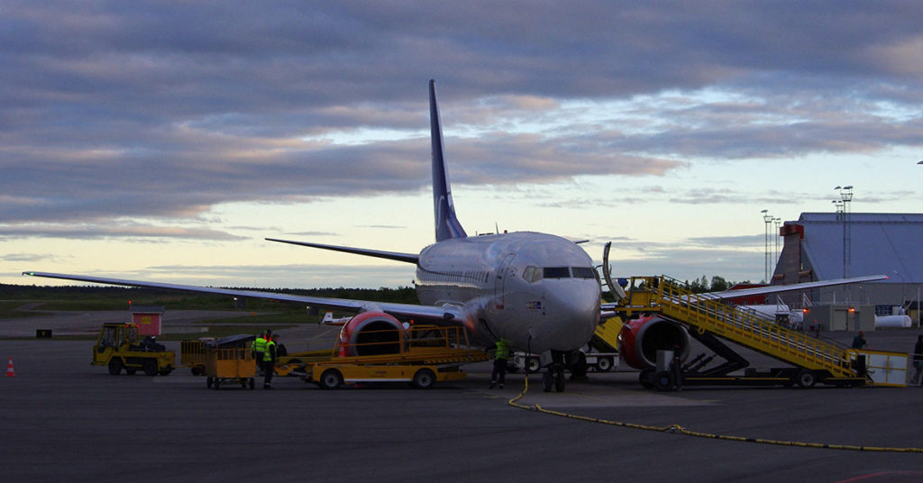 En dépit de l'épidémie, la continuité des relations vers le grand Nord (ici, l'aéroport de Kiruna) et l'île de Gotland est garantie.