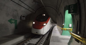 Suisse-tunnel Ceneri