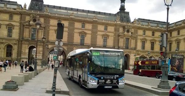 Iveco bus Paris
