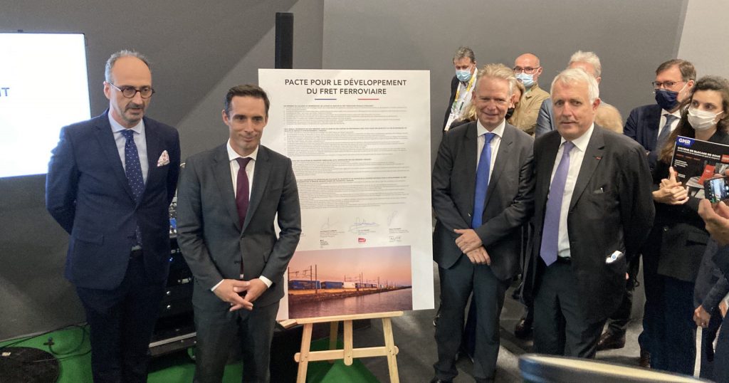 Signature du pacte pour le développement du fret ferroviaire, septembre 2021