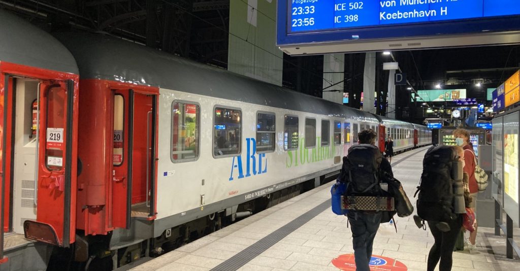 Train de nuit Snälltåget au départ de Hambourg pour Malmö et Stockholm