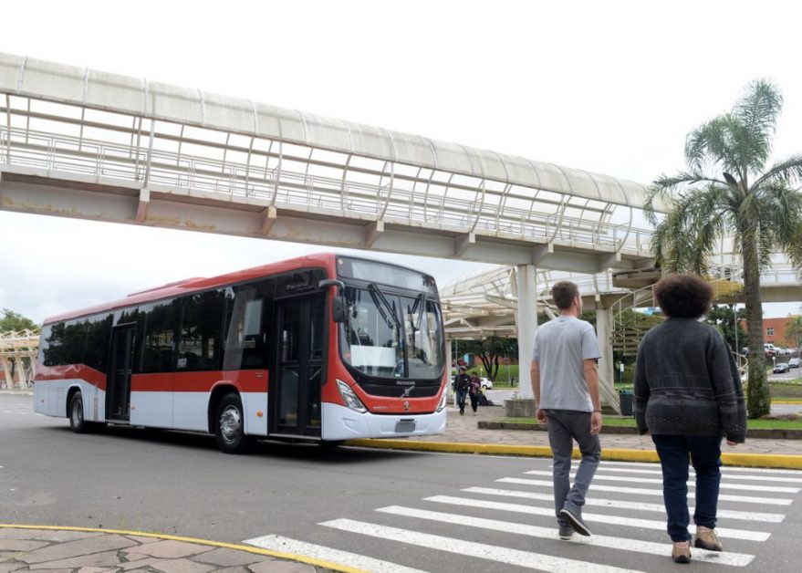Bus Volvo à Santiago