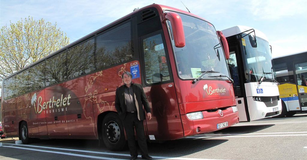 L'Auvergne-Rhône-Alpes cherche des conducteurs pour la rentrée 2 Car Berthelet en Aura