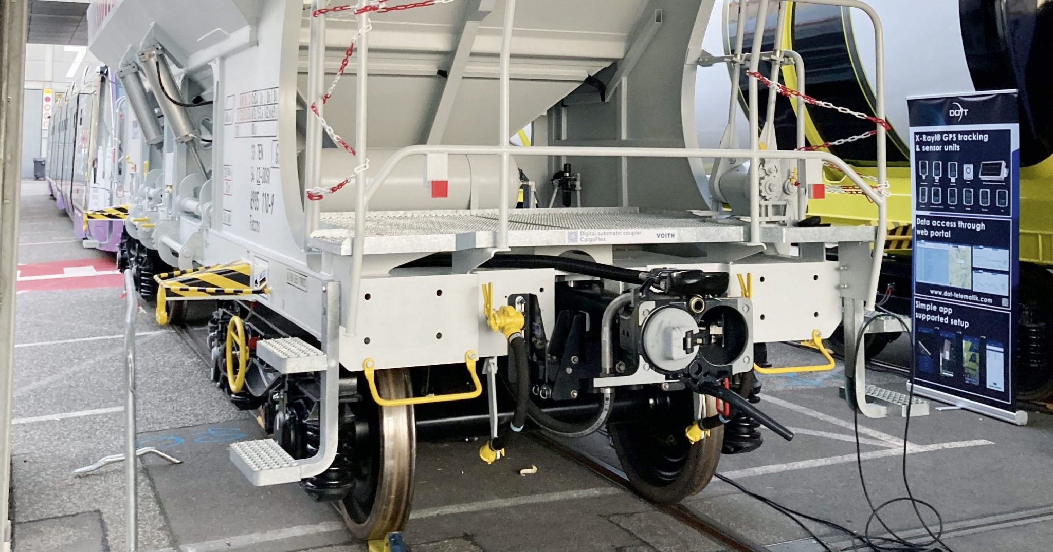 Wagon Militaire Jouef HO Rénové - Train Fret Zone Front De L'Est, Modèle Collection