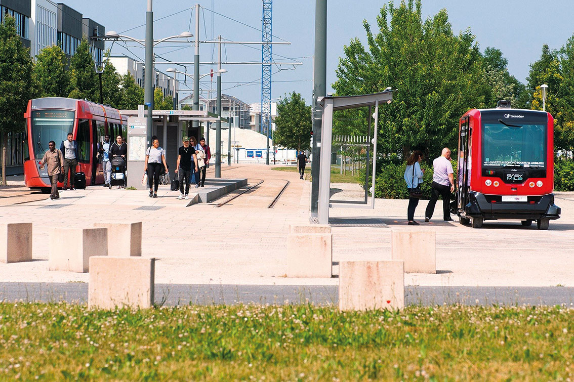 Modernisation-Transdev-Grand-Est_Reims_Citura_Navette-autonome_Tramway