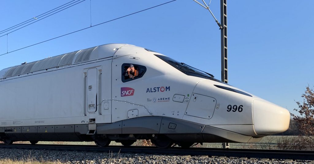 Premiers essais dynamiques pour le TGV M 9 img 4412 scaled e1676040235621