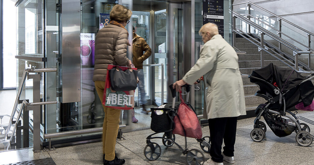 Lancement du CIMIF, instance francilienne de consultation des associations de personnes à mobilité réduite 1 Accessibilité Mai 2019 Saint-Lazare