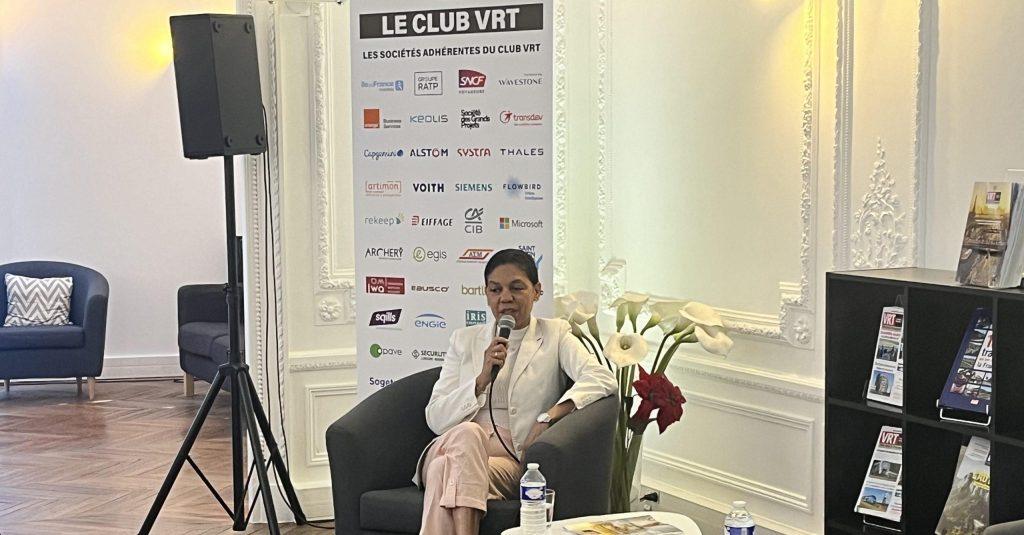 Valérie Vesque-Jancard, présidente de Vinci Railways, intervenant au Club VRT le 10 juillet 2024.