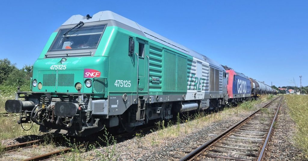 BB 75125 de Fret SNCF en tête de la navette fret via l'Alsace pendant l'interruption de la ligne de la vallée du Rhin côté allemand.