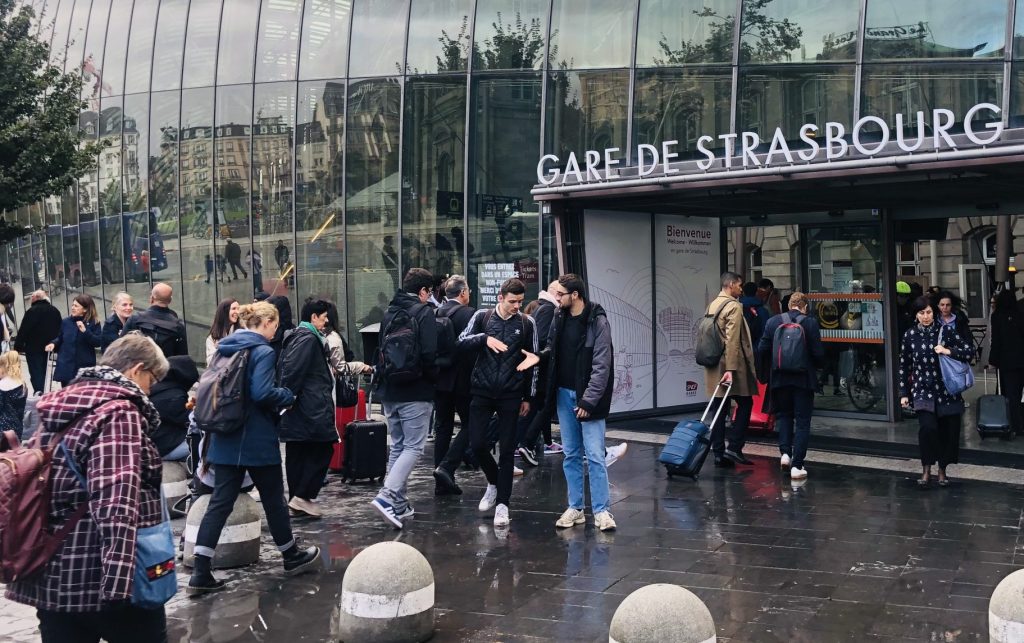 gare SNCF Strasbourg scaled e1745833487599