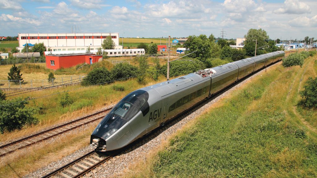 L’AGV d’Alstom sur lecircuit d’essai de Velim, en République tchèque. 