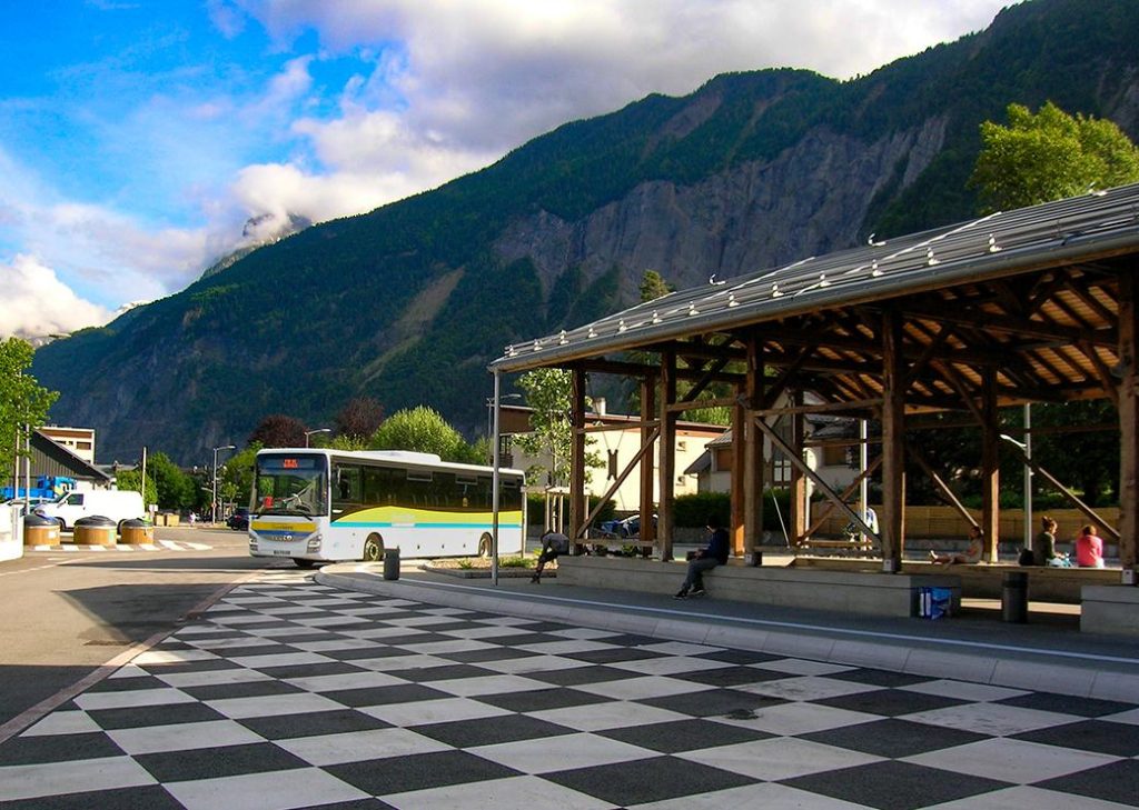 Gare routiere Bourg d Oisans