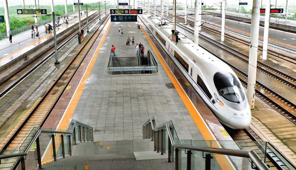 La Chine a pour objectifde dépasser les 50 000 km de LGV cette année.