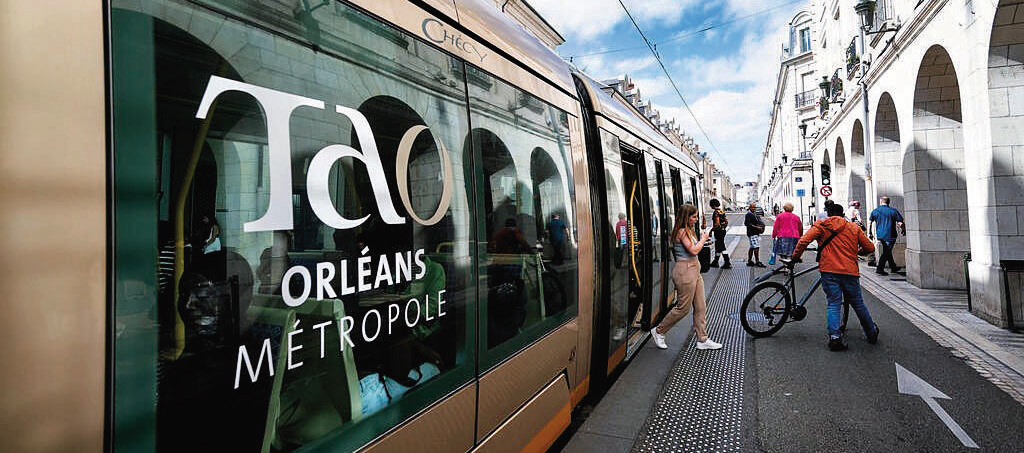 Tramway à Orléans.