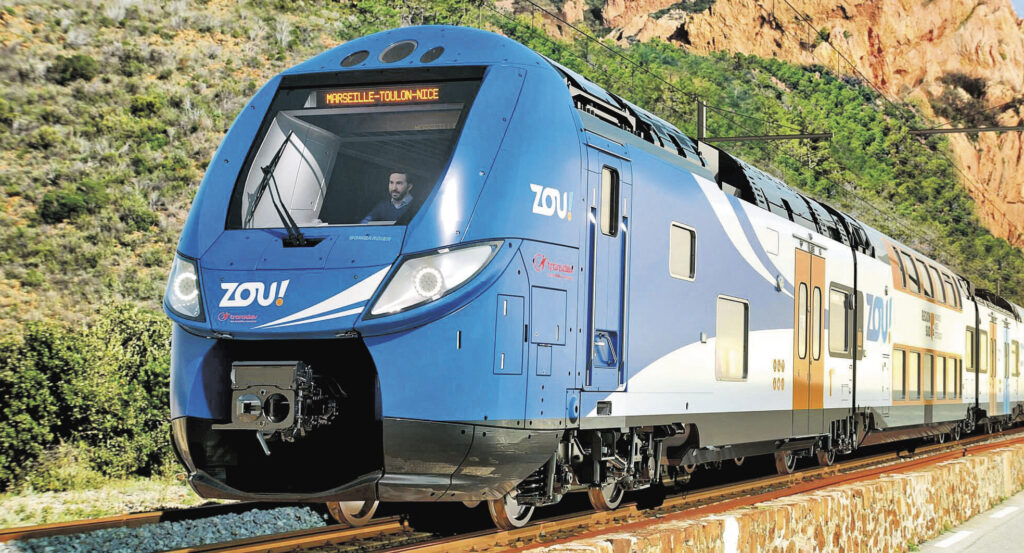 Un train Transdev entreMarseille et Nice.