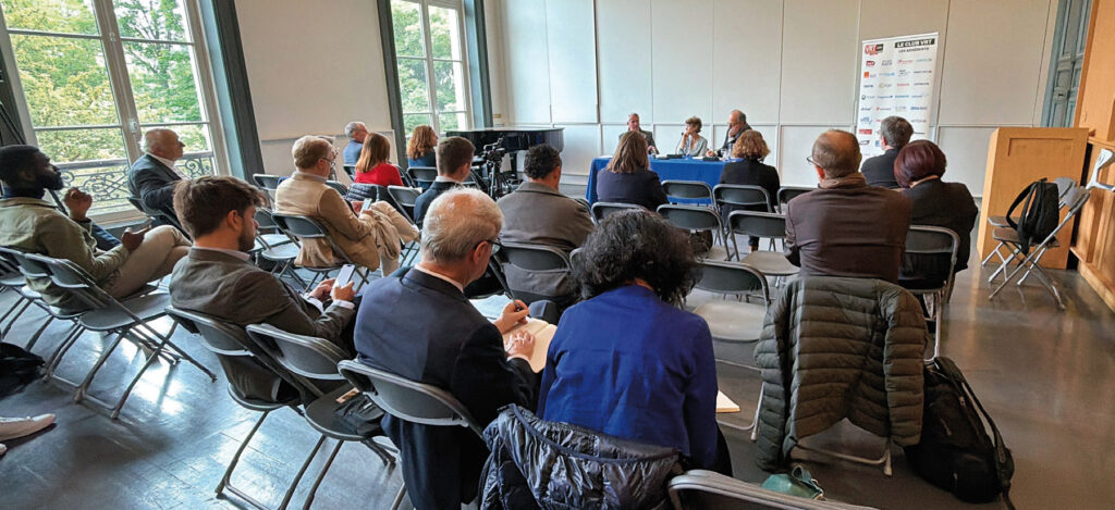 Pourquoi Europorte et DB Cargo France font cause commune 8 Le Club VRT a étéorganisé le 7 mai à Paris, mairie du 7e.