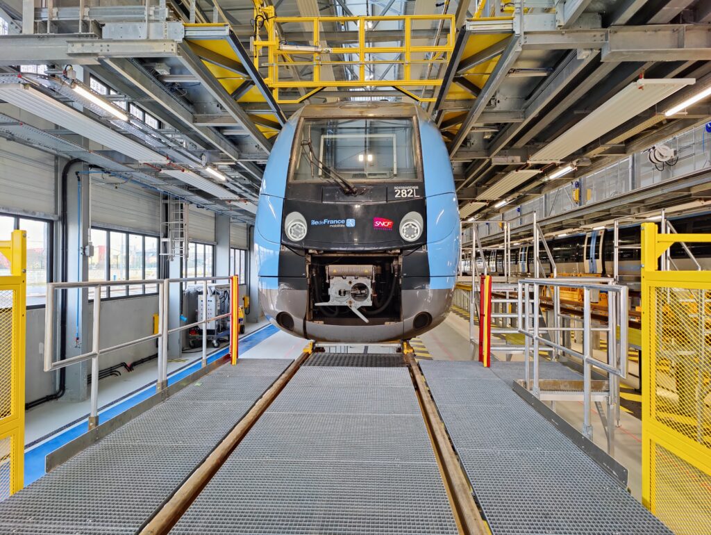 SNCF Voyageurs va rénover 360 rames Francilien