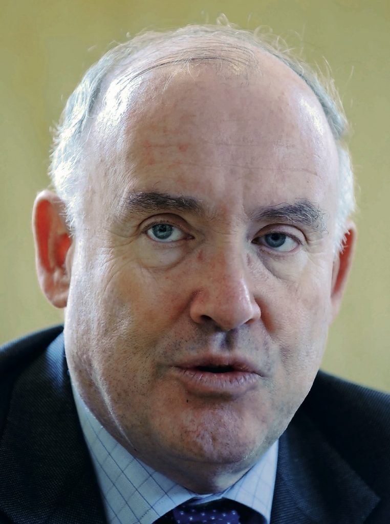 Dominique Bussereau revoit sa position sur l’électrification de l’étoile de Saintes 5 Bussereau1
